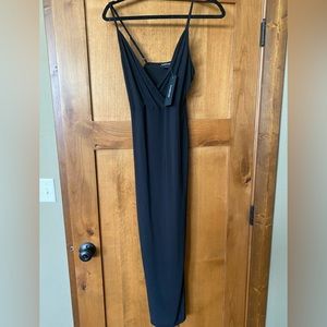 BEBE ❤️ NWT Slimming Maxi Dress